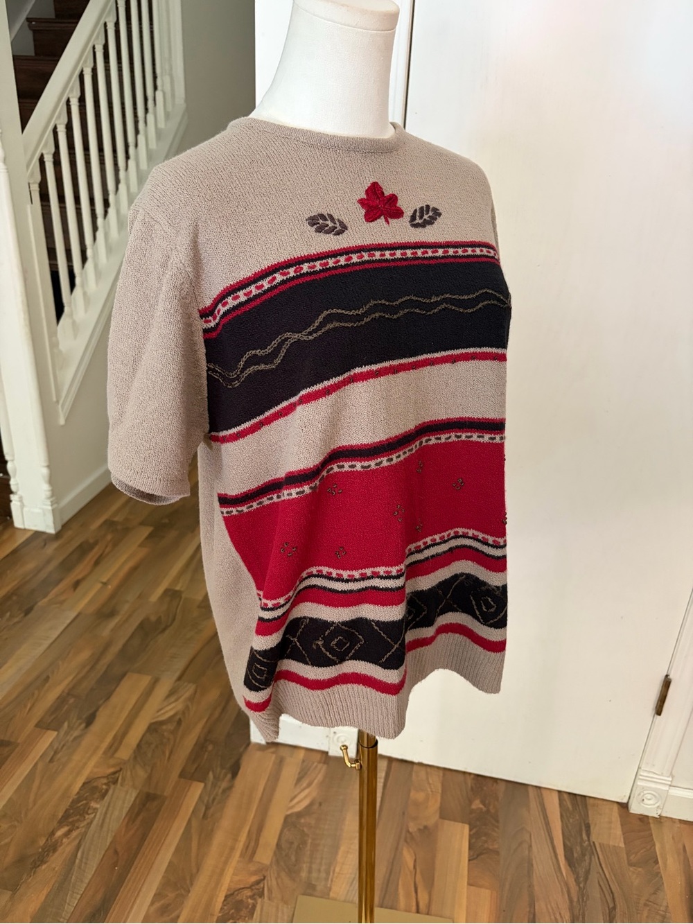 Vintage Beige Sweater Fall Leaves Embroidered Red & Black Stripes, Large